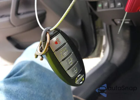 2015 Nissan Rogue Sl z USA, uszkodzony, nr VIN 5N1AT2MV5FC865028